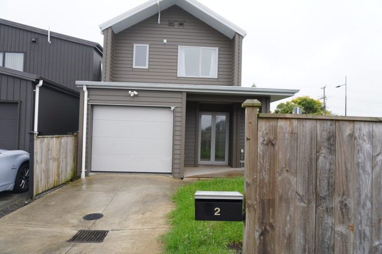 Photo of property in 2 Hoia Street, Papakura, 2110