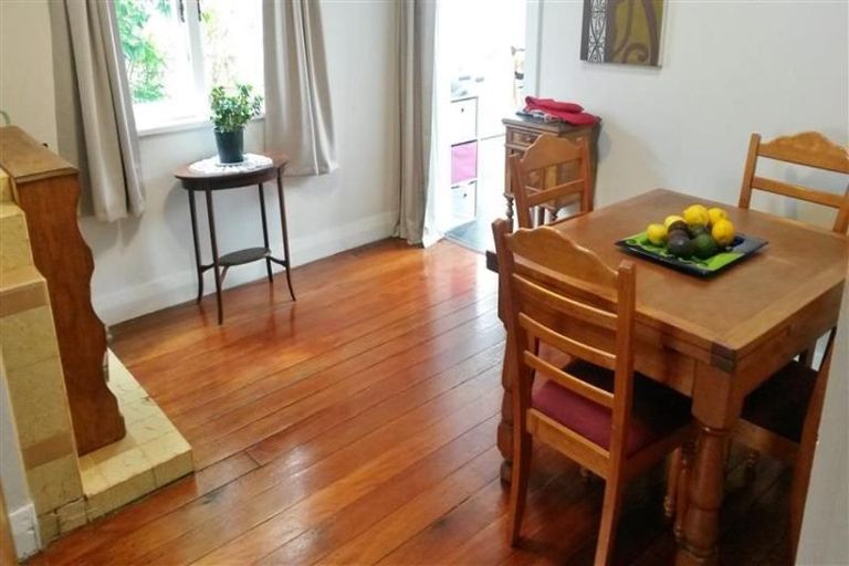 Photo of property in 17 Preston Avenue, Mount Albert, Auckland, 1025