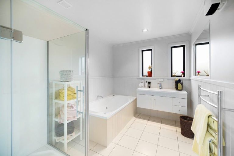 Photo of property in 15 Sunhaven Cove, Cromwell, 9310