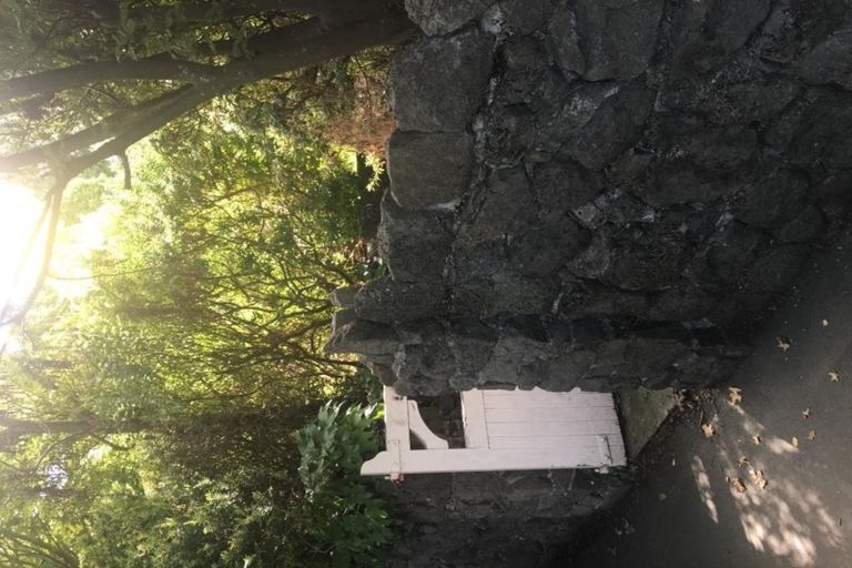 Photo of property in 1/47 Waimea Terrace, Beckenham, Christchurch, 8023