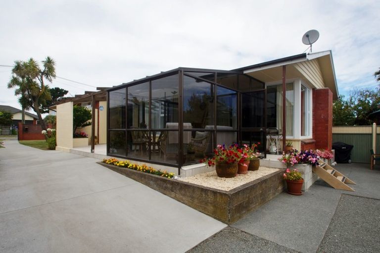 Photo of property in 46 Pine Avenue, New Brighton, Christchurch, 8061