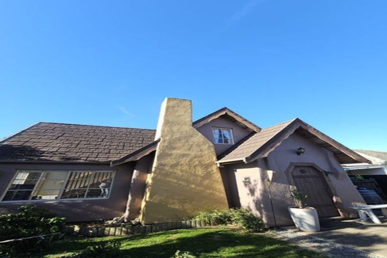 Photo of property in 8 Rosedale Place, Levin, 5510