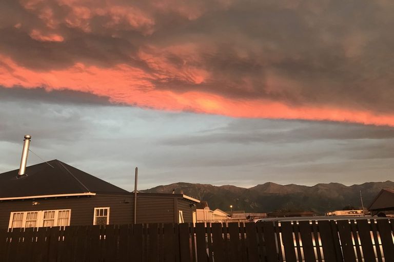 Photo of property in 16 Beach Road, Kaikoura, 7300