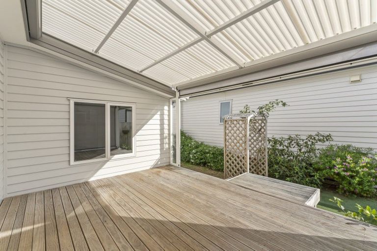 Photo of property in 11 Kamahi Crescent, Papamoa Beach, Papamoa, 3118