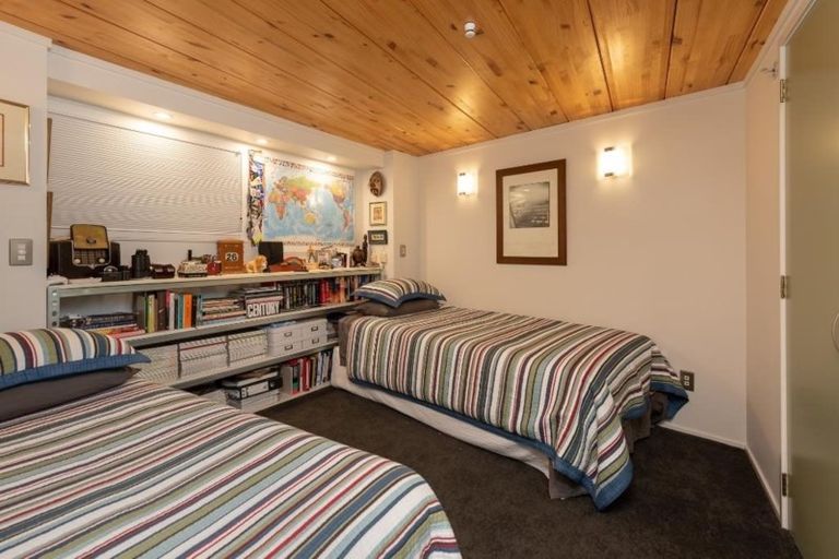 Photo of property in Stadium Garden Flats, 108/107 Thorndon Quay, Pipitea, Wellington, 6011