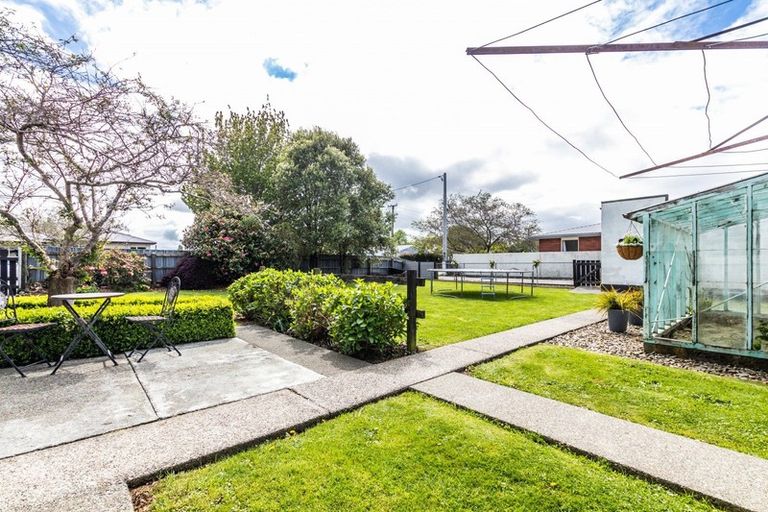 Photo of property in 39 Eglinton Street, Winton, 9720