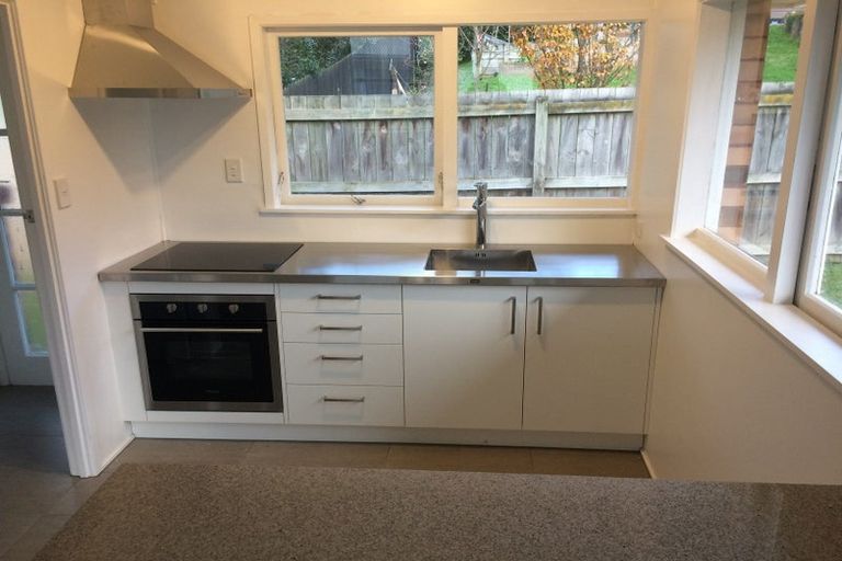 Photo of property in 4 Agincourt Street, Glenfield, Auckland, 0629