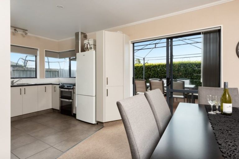 Photo of property in 315 Gravatt Road, Papamoa Beach, Papamoa, 3118