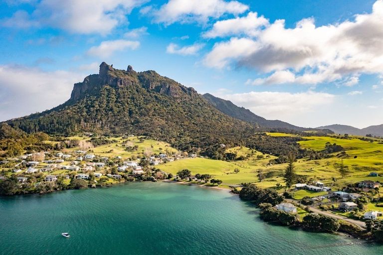 Photo of property in 2349 Whangarei Heads Road, Whangarei Heads, Whangarei, 0174