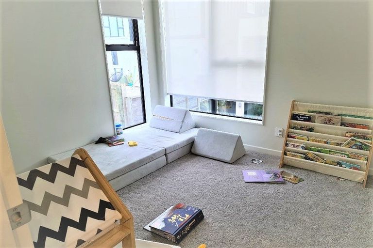 Photo of property in 1 Waka Street, Albany Heights, Auckland, 0632