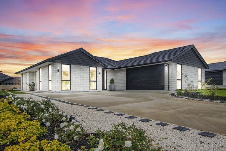 Photo of property in 3 Te Hihi Stream Lane, Maunu, 0179