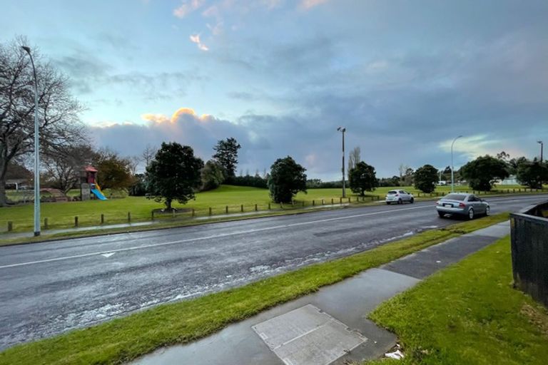 Photo of property in 21 Hamilton Drive, Waiuku, 2123