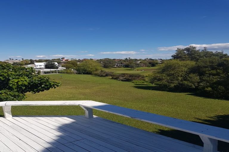 Photo of property in 25b Shakespear Road, Army Bay, Whangaparaoa, 0930