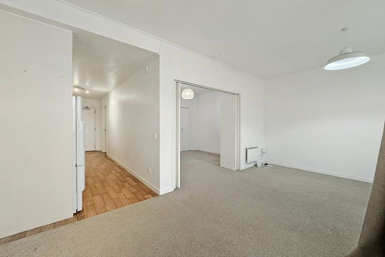Photo of property in Dixonlane Apartments, 8/7 Feltex Lane, Te Aro, Wellington, 6011