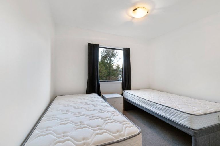 Photo of property in 24b Dart Place, Fernhill, Queenstown, 9300