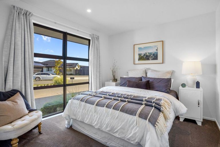 Photo of property in 8 Hotere Street, Rangiora, 7400