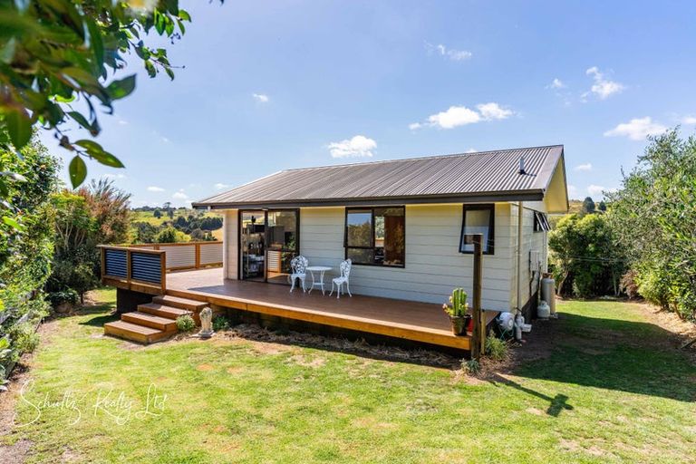 Photo of property in 4 Hebe Lane, Maungaturoto, 0520