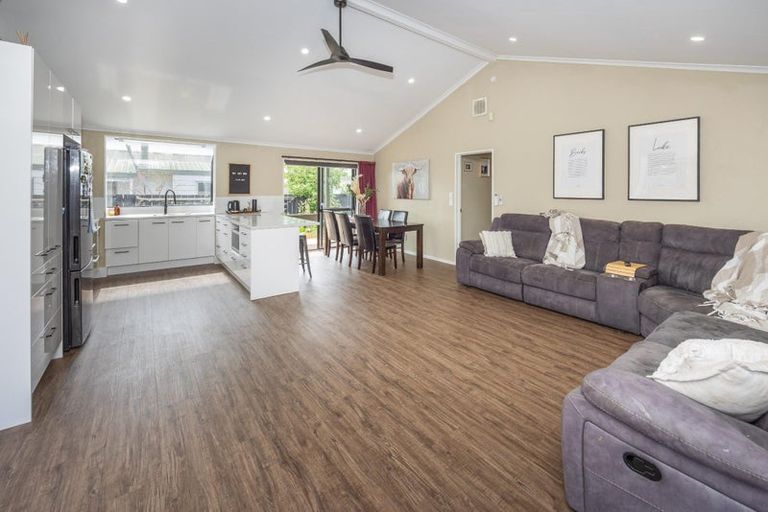 Photo of property in 5 Raleigh Avenue, Fairview Downs, Hamilton, 3214