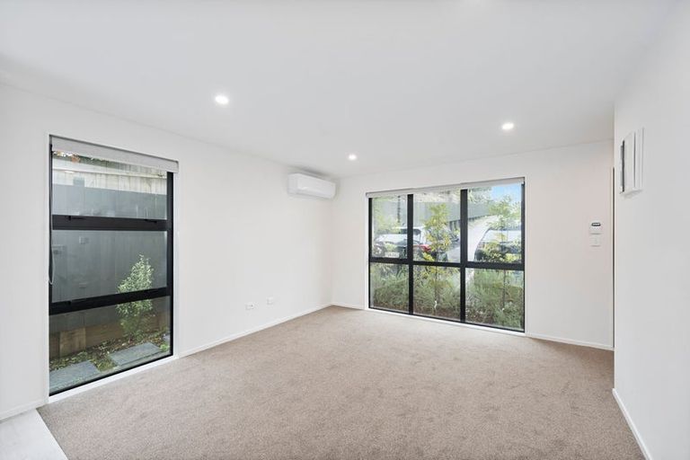 Photo of property in 18/106 Triangle Road, Massey, Auckland, 0614