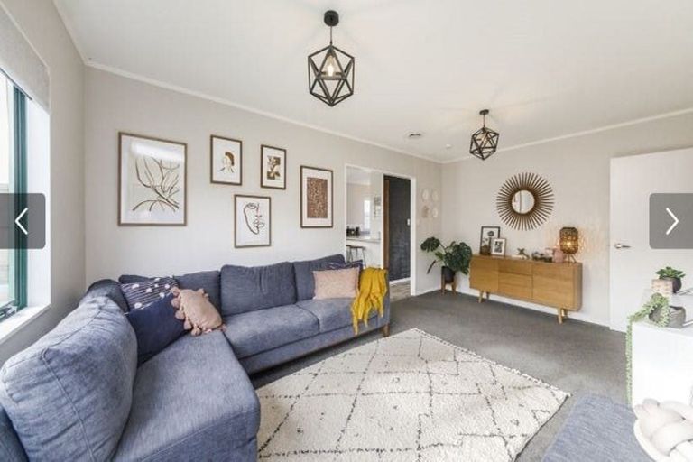 Photo of property in 102 Roberts Line, Kelvin Grove, Palmerston North, 4414