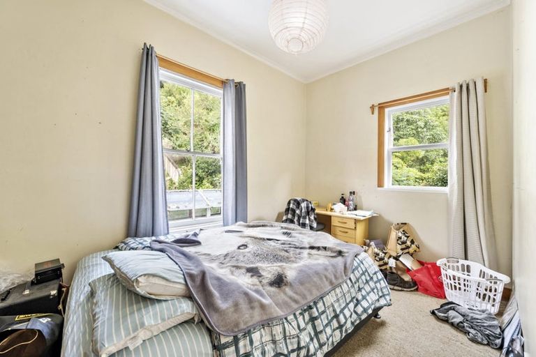Photo of property in 75 Honiana Te Puni Street, Aro Valley, Wellington, 6021