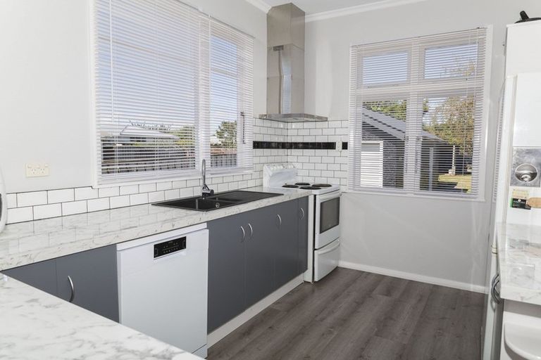 Photo of property in 22 Trafalgar Street, Dannevirke, 4930