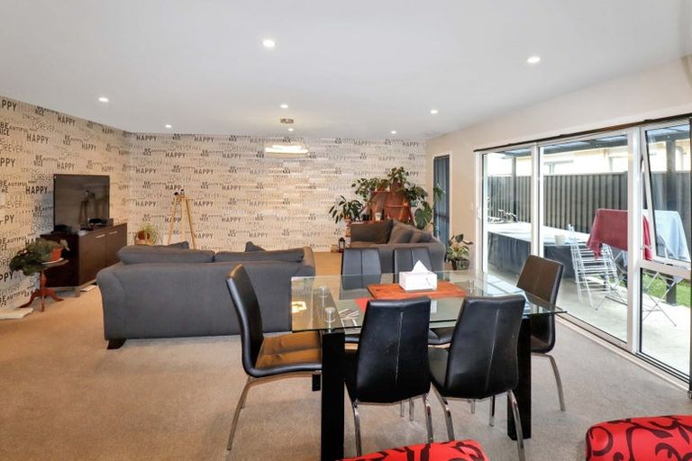 Photo of property in 11 Filmer Crescent, Wallaceville, Upper Hutt, 5018