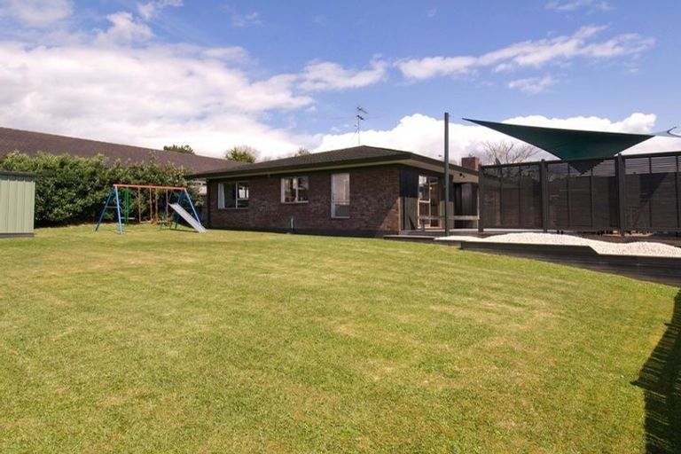 Photo of property in 101 Glenmore Road, Sunnyhills, Auckland, 2010