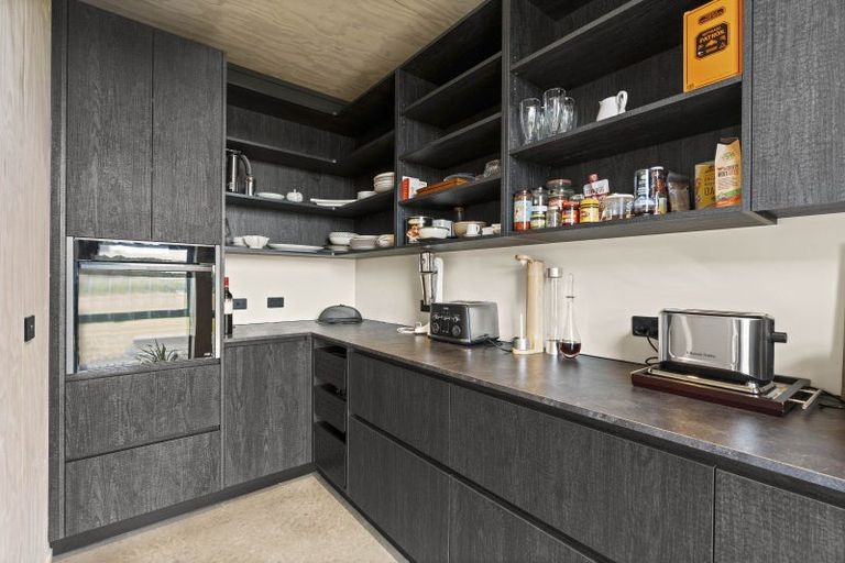 Photo of property in 17 Goodnight Lane, Ocean Beach, Featherston, 5773