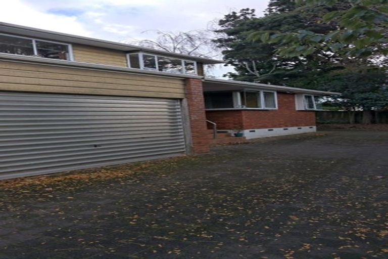 Photo of property in 1-2/144 Kolmar Road, Papatoetoe, Auckland, 2025