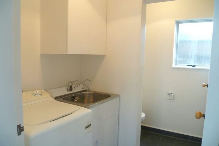 Photo of property in 4/27 Kenwyn Terrace, Newtown, Wellington, 6021