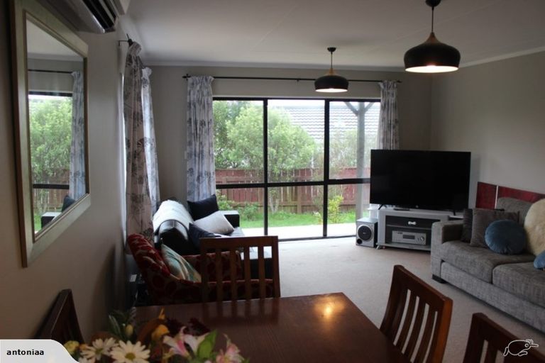 Photo of property in 94 Arawhata Street, Ranui, Porirua, 5024