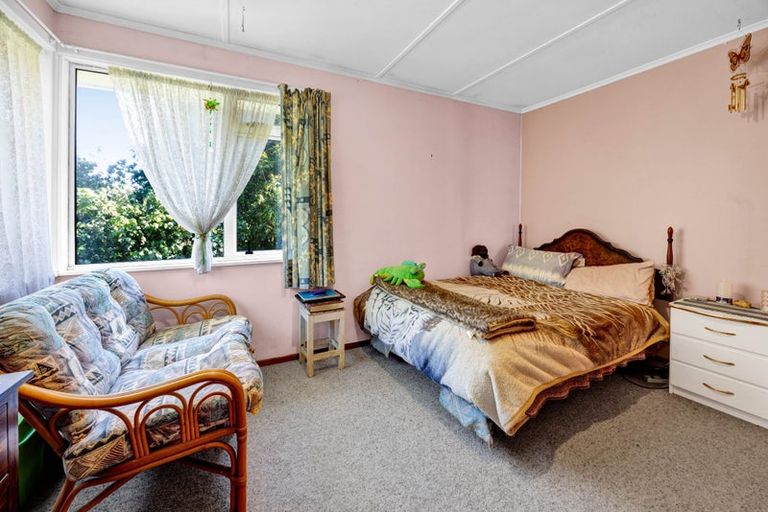 Photo of property in 35 Smith Street, Waverley, 4510