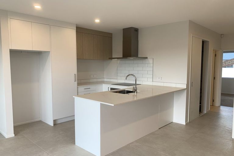 Photo of property in 10/18 Paraone Crescent, Takanini, 2112