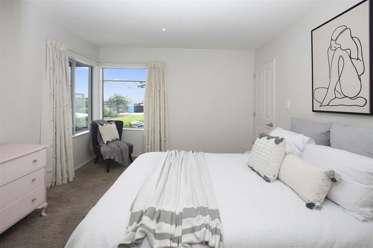 Photo of property in 8 Kaikoura View, Mount Pleasant, Christchurch, 8081