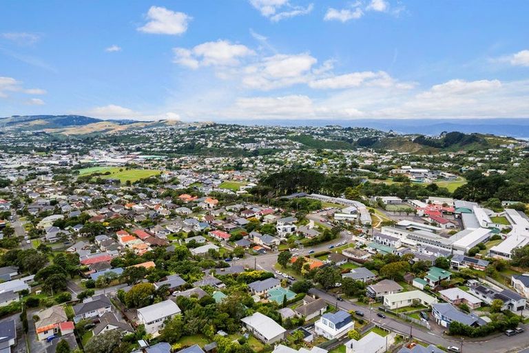 Photo of property in 4 Arapiko Street, Johnsonville, Wellington, 6037