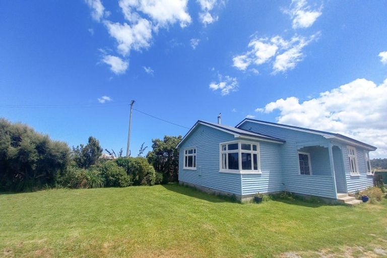 Photo of property in 858 Papatotara Road, Papatotara, Tuatapere, 9691