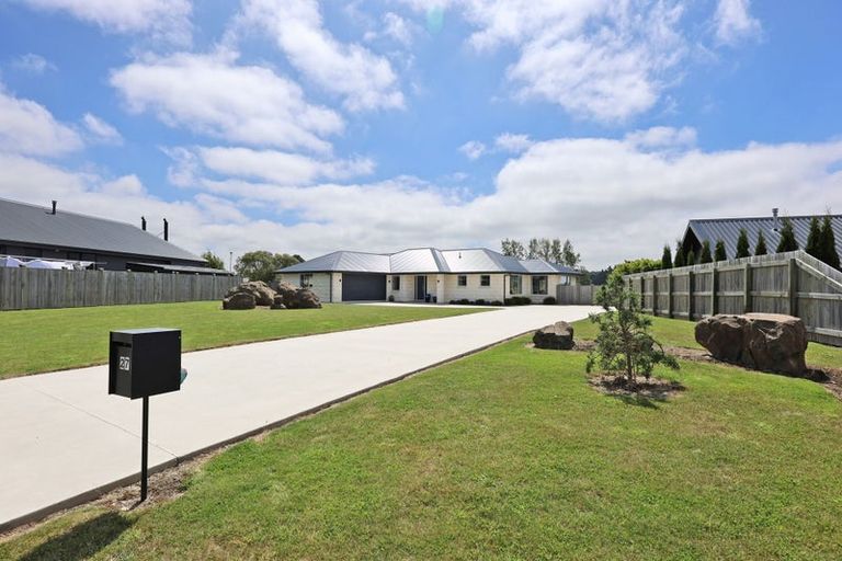 Photo of property in 27 Avoca Drive, Waiareka Junction, Oamaru, 9401