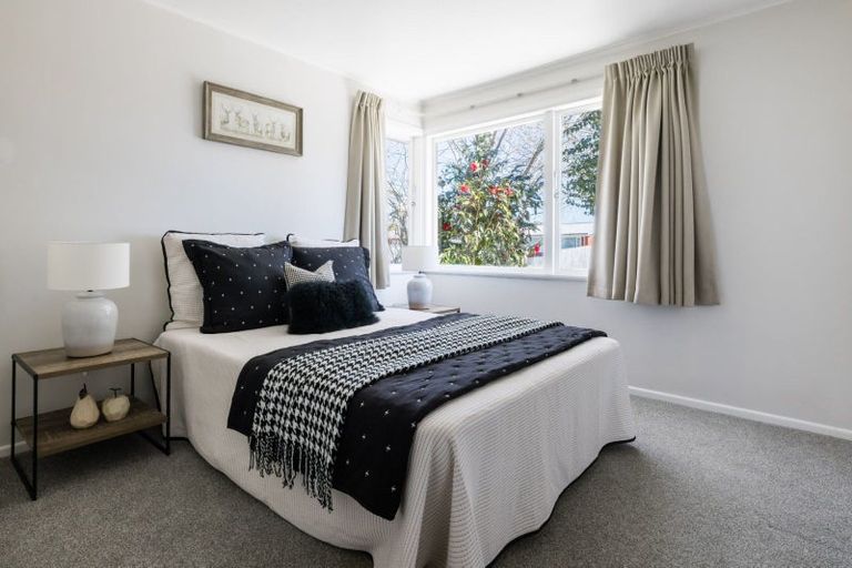 Photo of property in 60 Southsea Crescent, Silverdale, Hamilton, 3216