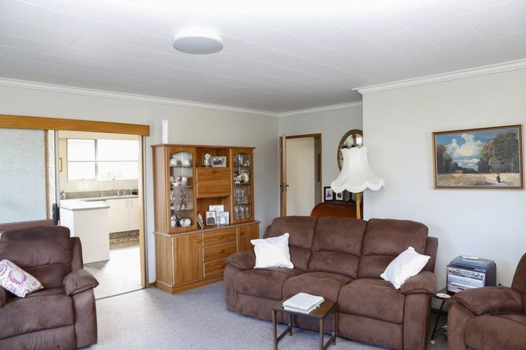 Photo of property in 19 Towey Street, Holmes Hill, Oamaru, 9401