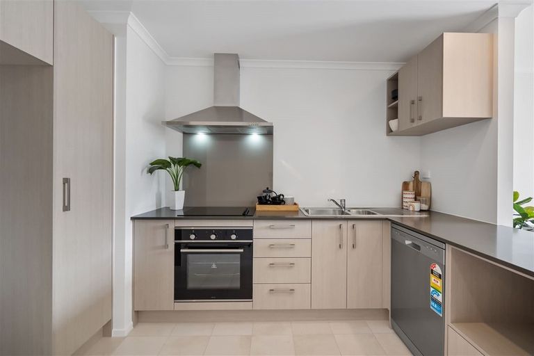 Photo of property in 19 Saddleback Crescent, Papakura, 2110