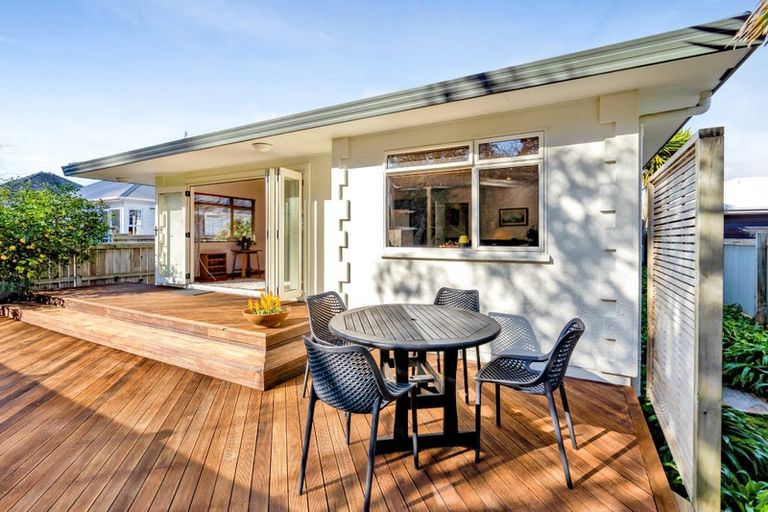 Photo of property in 26a Kaimata Street, Brooklands, New Plymouth, 4310