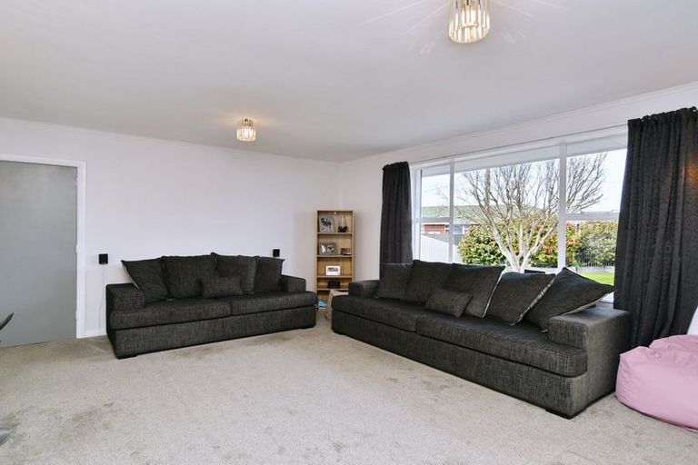 Photo of property in 7 Barclay Place, Burwood, Christchurch, 8061