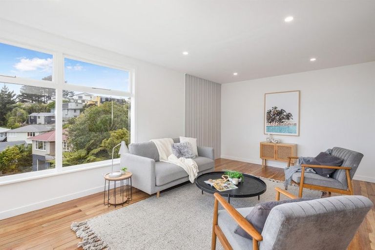 Photo of property in 22 Hollies Crescent, Johnsonville, Wellington, 6037