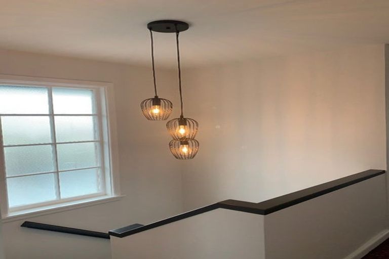 Photo of property in 7 Straven Road, Riccarton, Christchurch, 8011