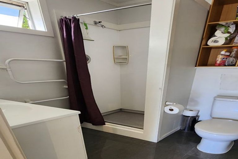 Photo of property in 49 Dowling Grove, Silverstream, Upper Hutt, 5019