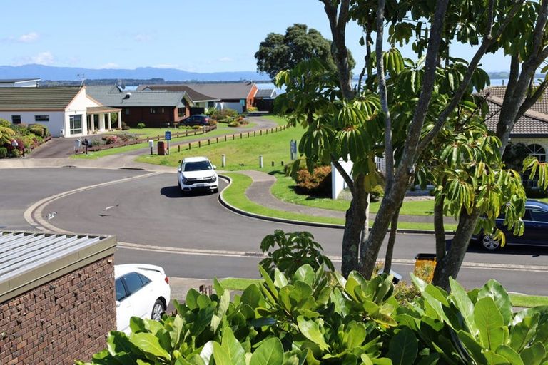 Photo of property in 10 Kiriwai Place, Matua, Tauranga, 3110