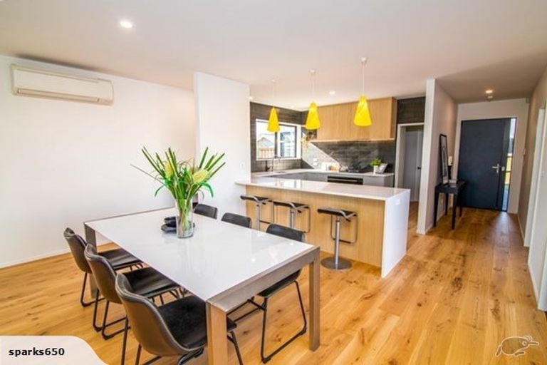 Photo of property in 7 Grey View Grove, Rangiora, 7400