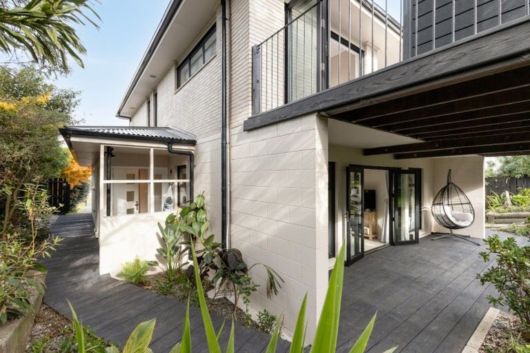 Photo of property in 103b Simpson Road, Papamoa Beach, Papamoa, 3118