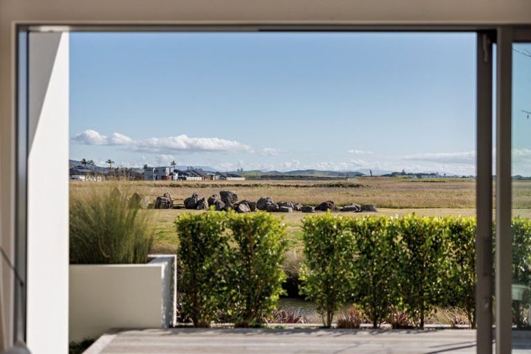 Photo of property in 15 Montiicola Drive, Papamoa Beach, Papamoa, 3118